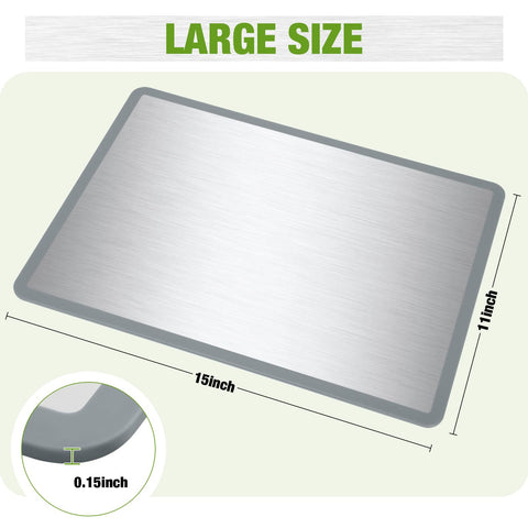 RAOOKIF anti-slip silicone border cutting board keeps steady during slicing.