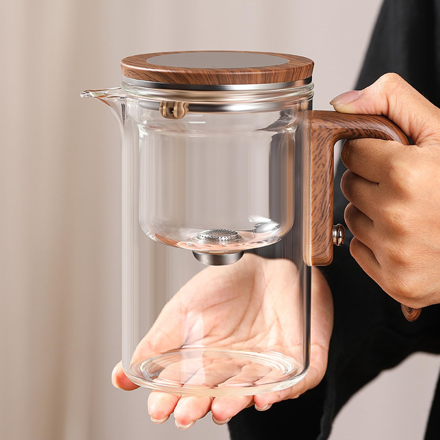 Rayfox elegant gift packaging, ready for tea lovers.