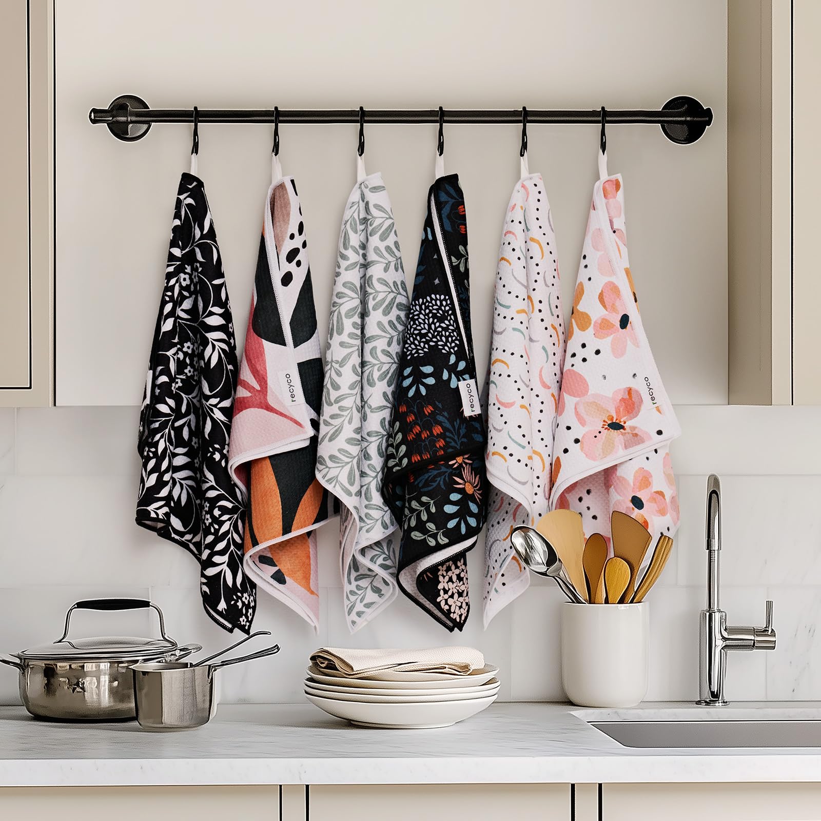 RECYCO sustainable 2-pack towels reduce waste while you clean.