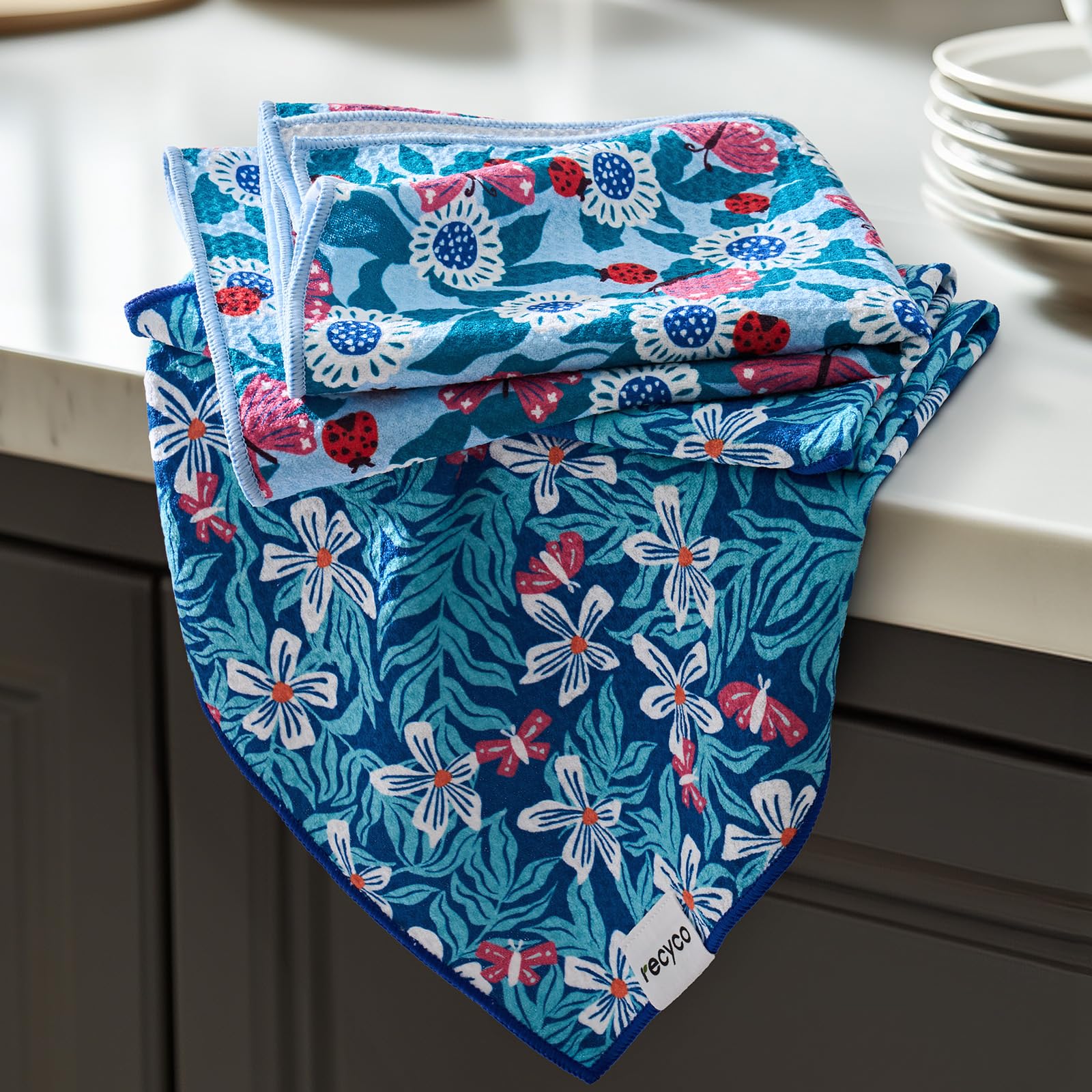 RECYCO waffle towel 2-pack Cloud Blue front view shows stylish pattern and size