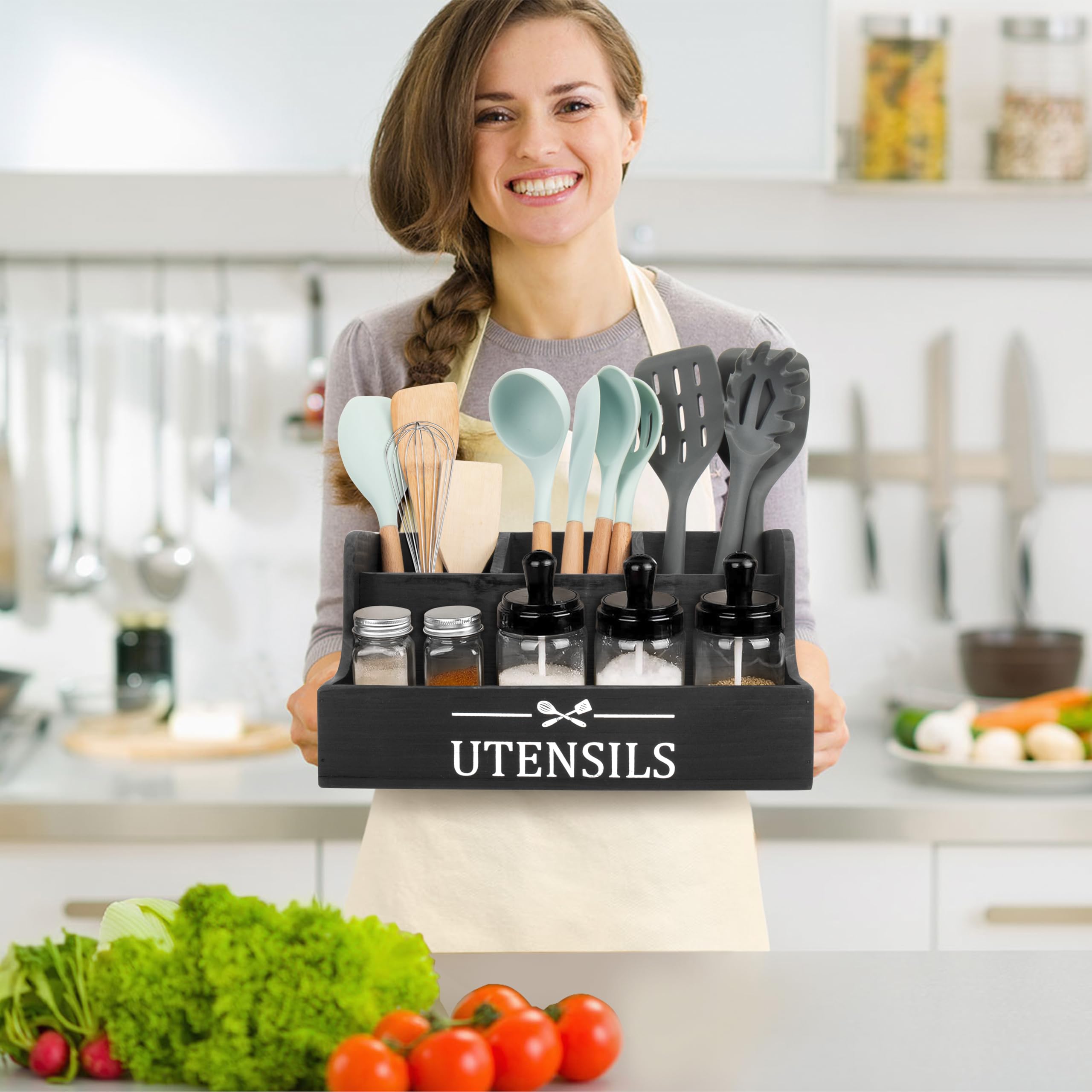 RedCall utensil caddy features an easy carry handle for everyday use and events