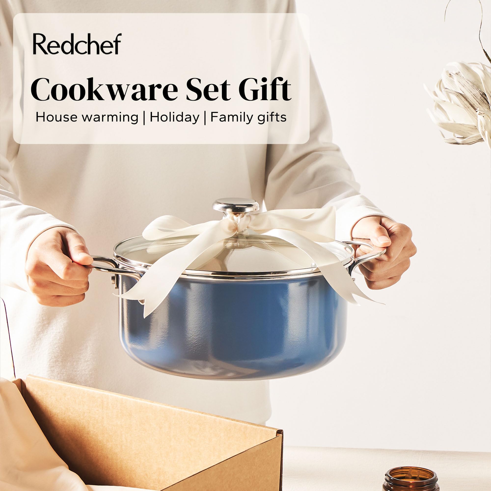 Redchef silicone utensils included for gentle, heat-safe stirring.