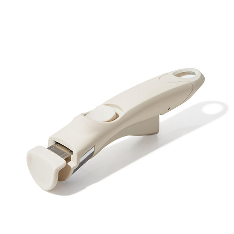 Redchef removable handle white assembly shows easy attachment to compatible cookware