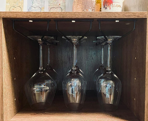 RedDreamer hardware included makes mounting simple and quick for secure under-cabinet fit.