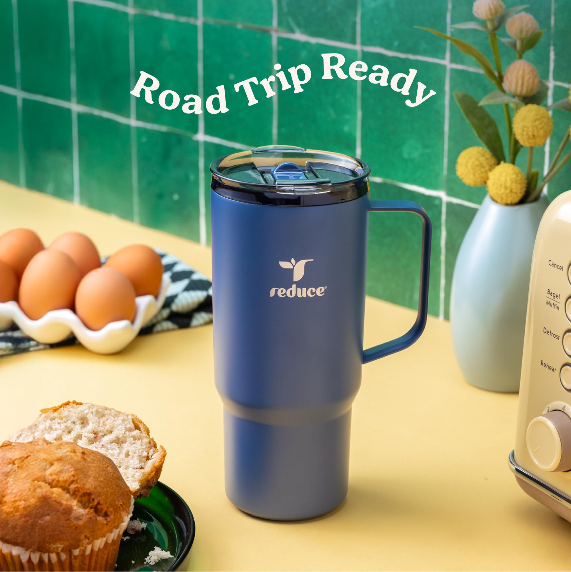 REDUCE Hot1 mug cupholder-friendly shape fits most vehicles