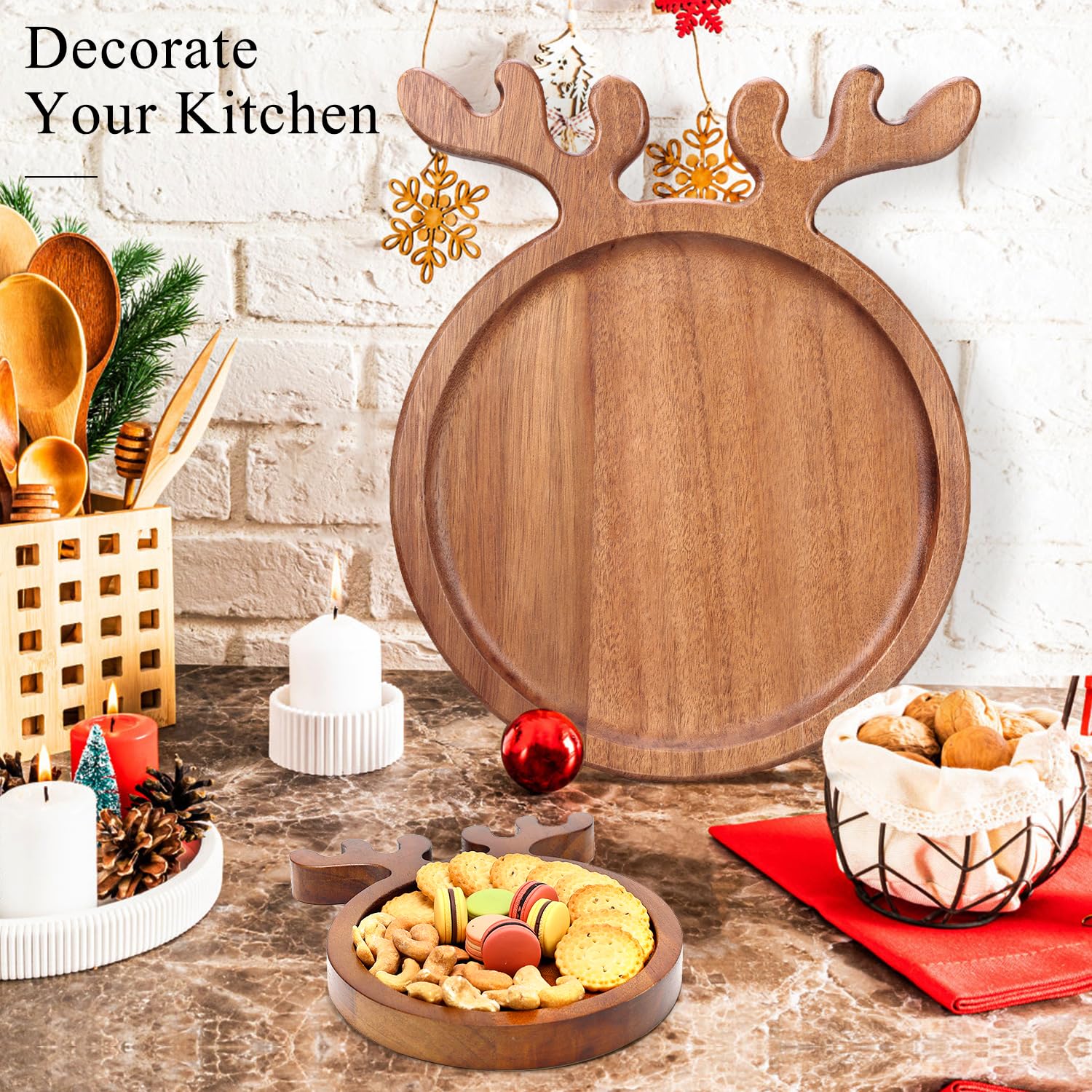 Renawe large acacia Christmas tray closeup texture, highlighting natural grain and craftsmanship
