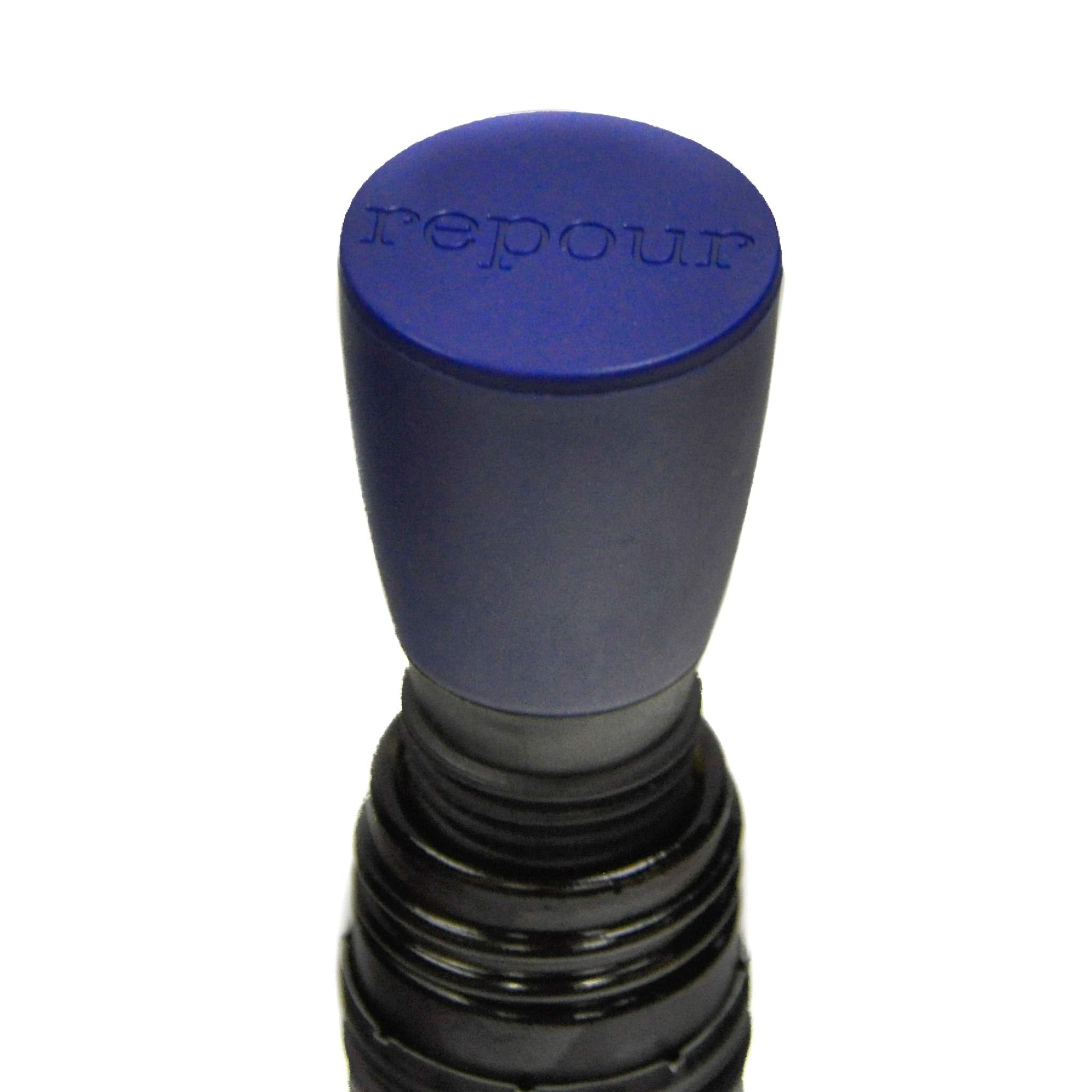 Repour packaging and stopper ready for use on a bottle.