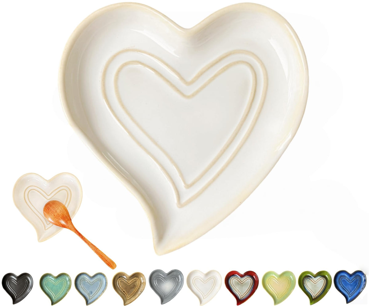 Rhobtyne heart-shaped spoon rest on stove top keeps counters clean and organized.