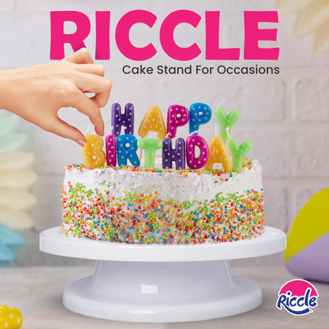RICCLE rotating cake stand providing stable decorating surface