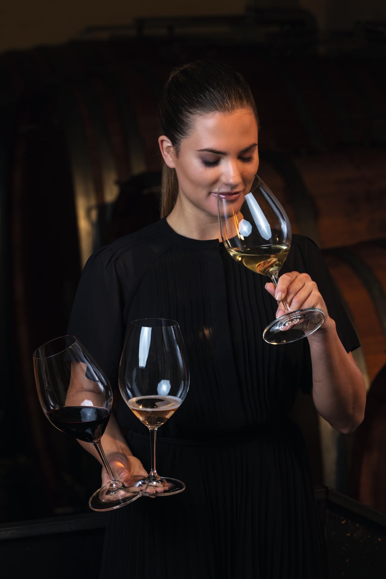 Riedel 00 Collection 001 red wine glass emphasizing fruit notes for tasting