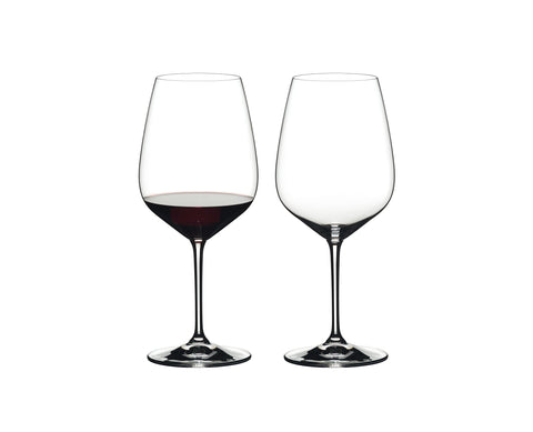 Riedel Extreme Cabernet diamond glass enhances aroma for New World reds