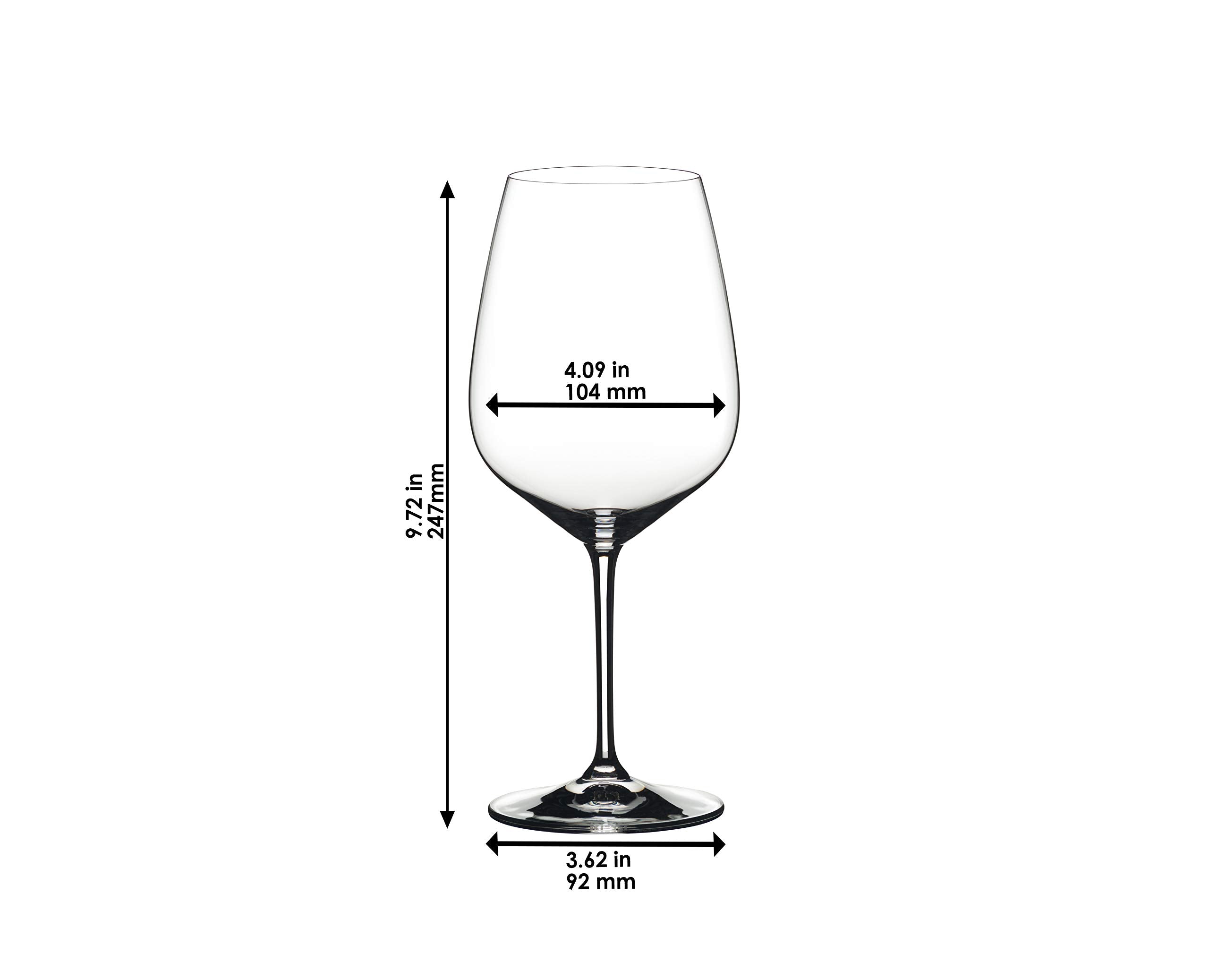 Riedel Extreme Cabernet glass in use highlights full-bodied wine structure.