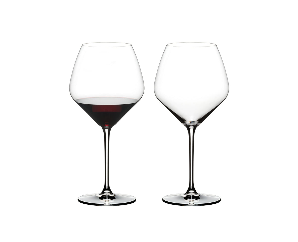 Riedel Extreme Pinot Noir glass with diamond bowl enhances peatiness and plum notes.