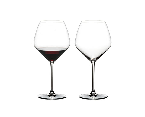 Riedel Extreme Pinot Noir glass with diamond bowl enhances peatiness and plum notes.