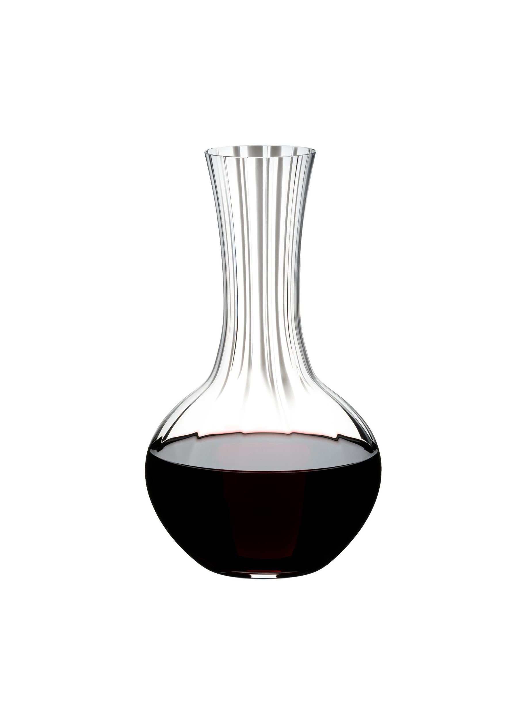 Riedel Performance Decanter wide bowl promotes gentle aeration and aroma development