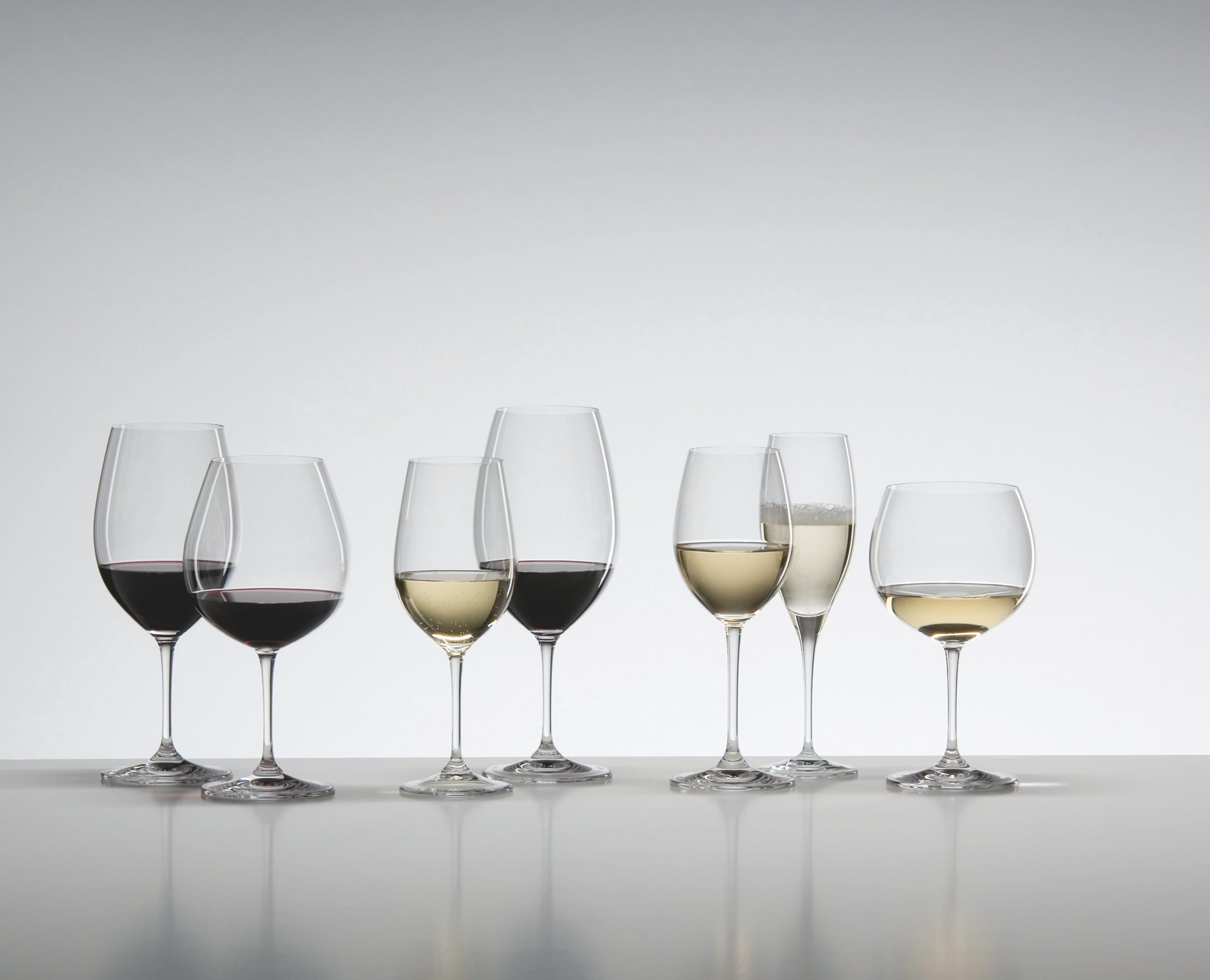 Riedel Vinum Pinot Noir Burgundy Red glass pairs with Burgundy varietals