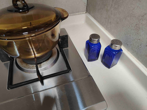 Ritadeshop retro kitchen decor shakers add vintage charm to countertops.