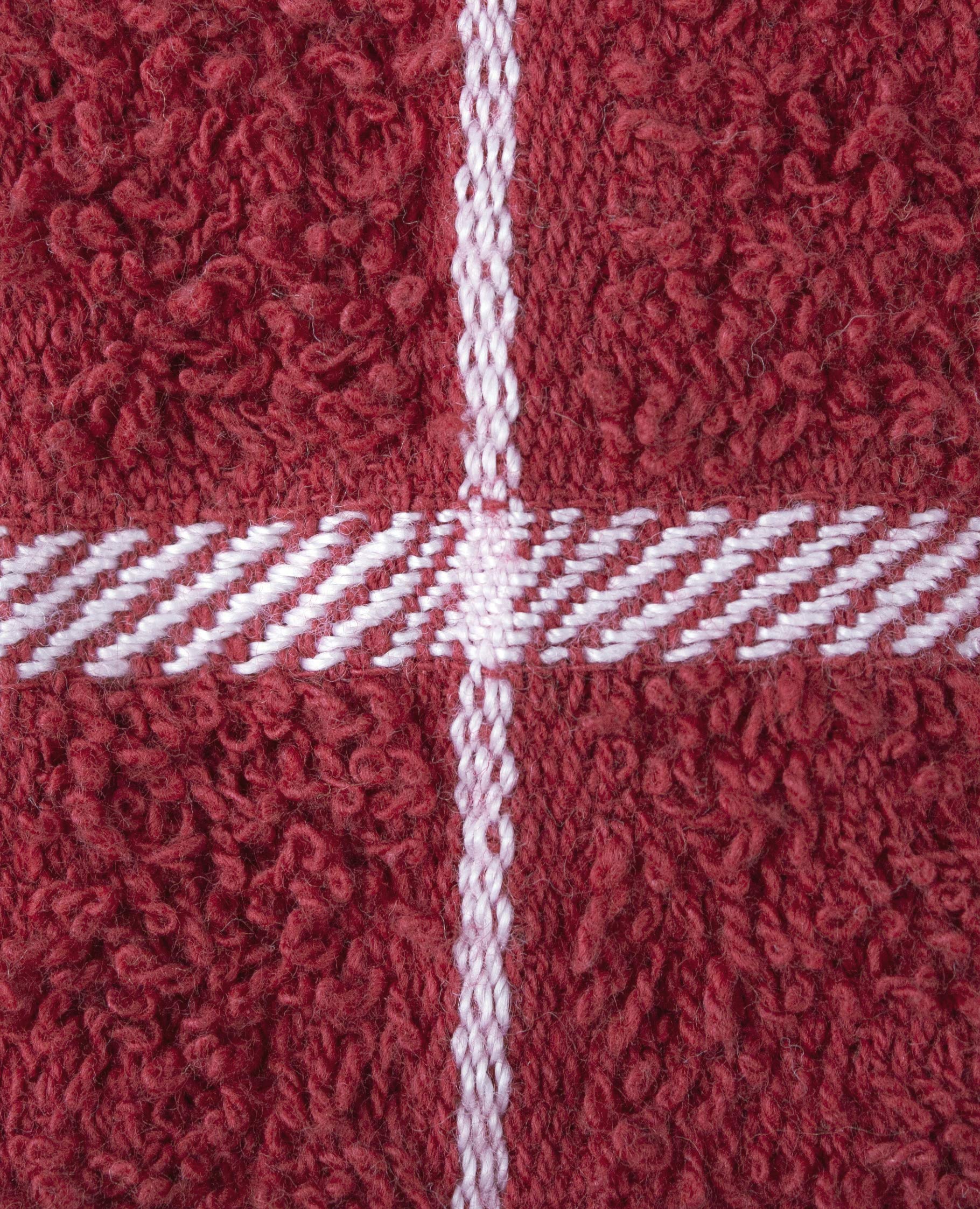 Ritz Checkered kitchen cloth enhances decor while keeping surfaces clean.