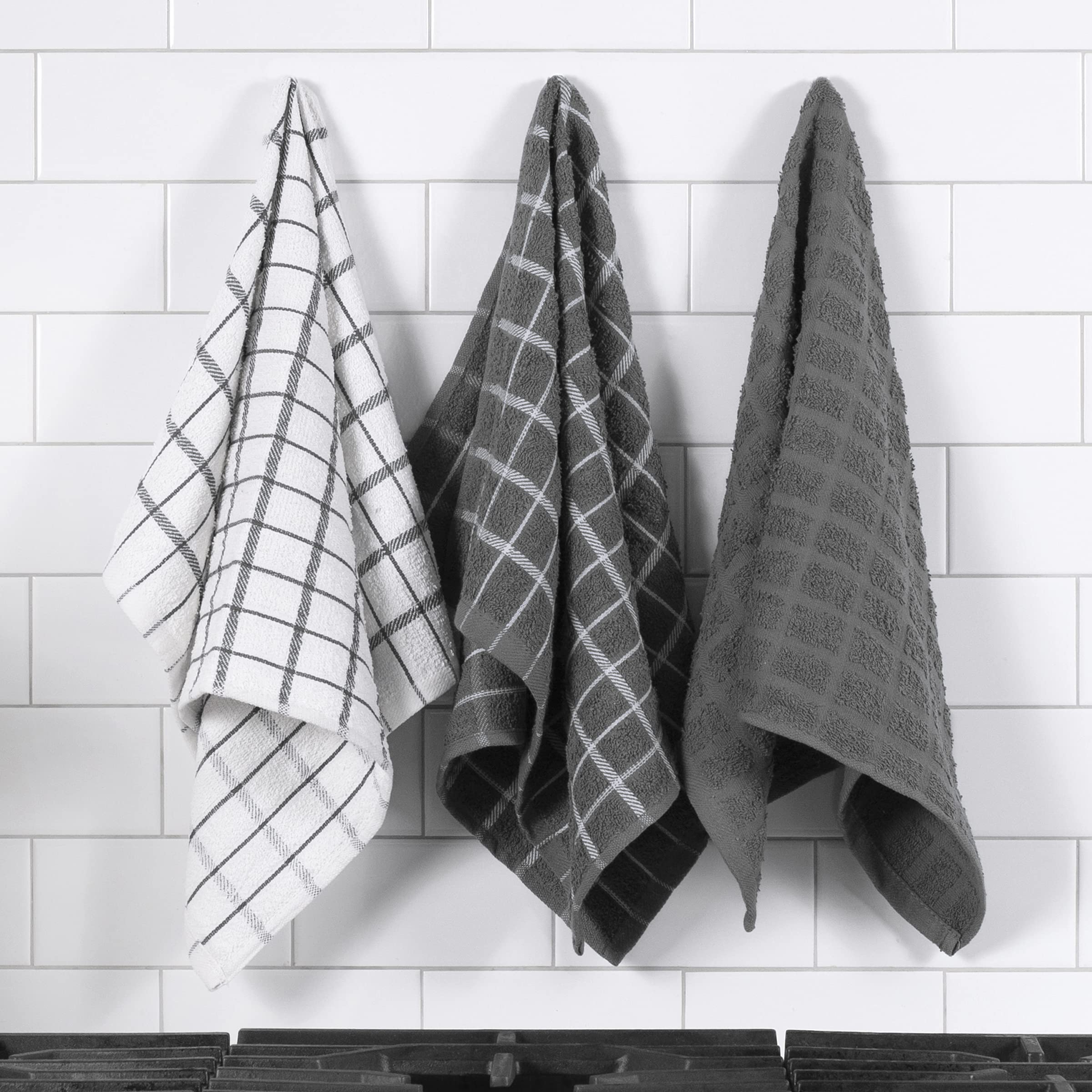 Ritz machine-washable kitchen towels illustrated for easy laundry days.