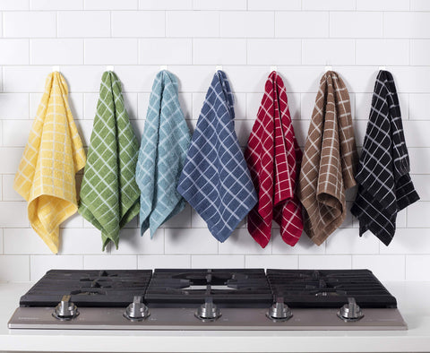 Light-check Ritz towel brightens the rack for styling.