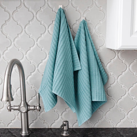 Soft 100% cotton feel of Ritz Royale towel.