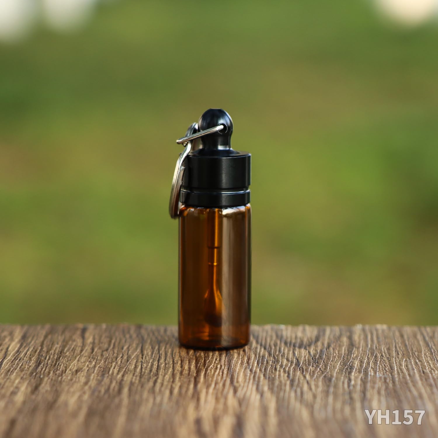 RLFDAE portable mini jars ideal for kitchen, office, and travel use.