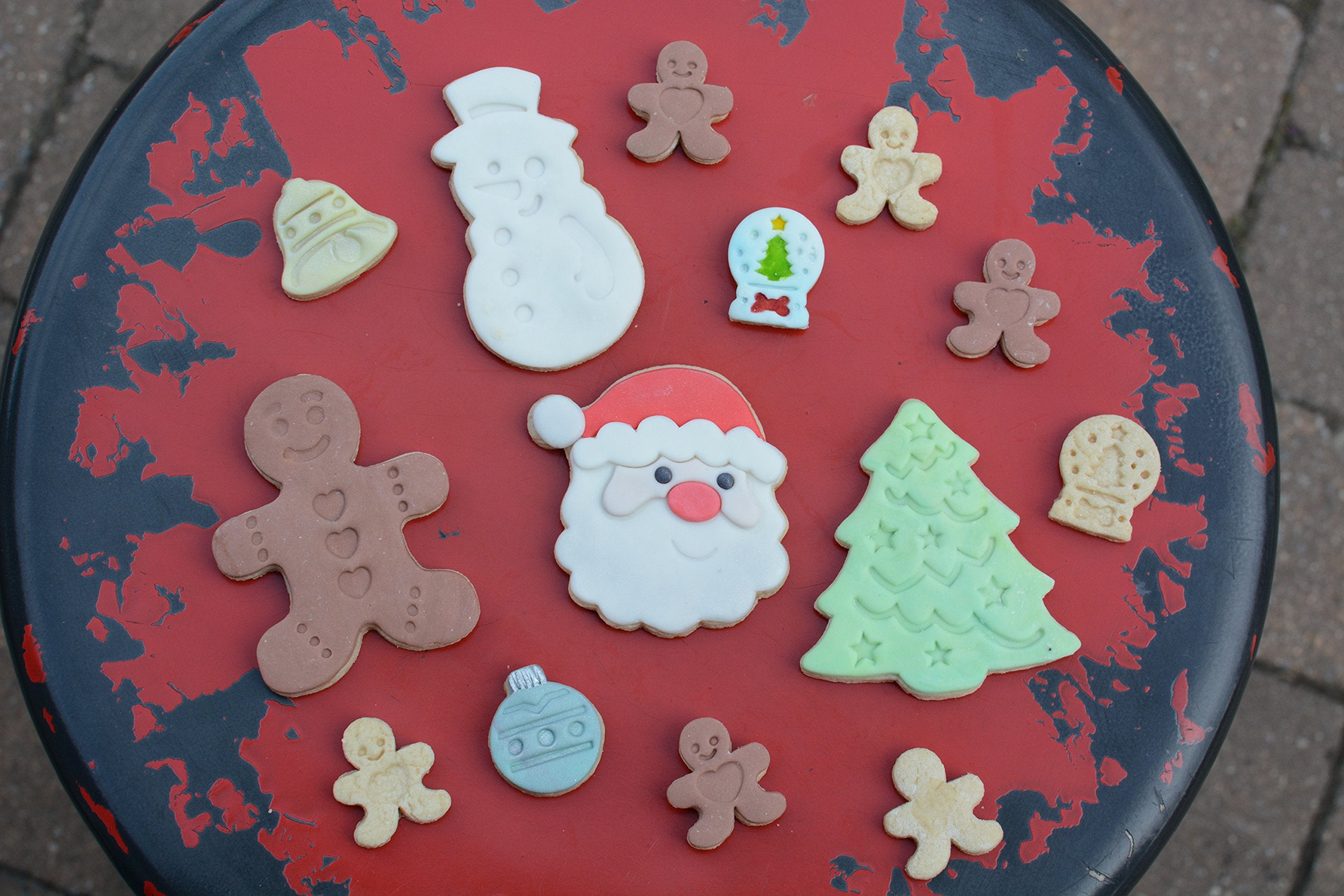 R&M Santa with mini bell stamper offers playful holiday shapes