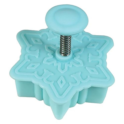 R&M Christmas snowflake cutter shape D yields consistent pastry designs