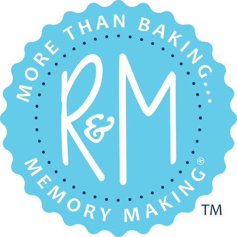 R&M Pocket Pie Maker crimped edge pie ready to bake.