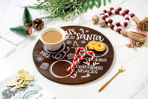 Rmeosye round table centerpiece for Christmas dinners