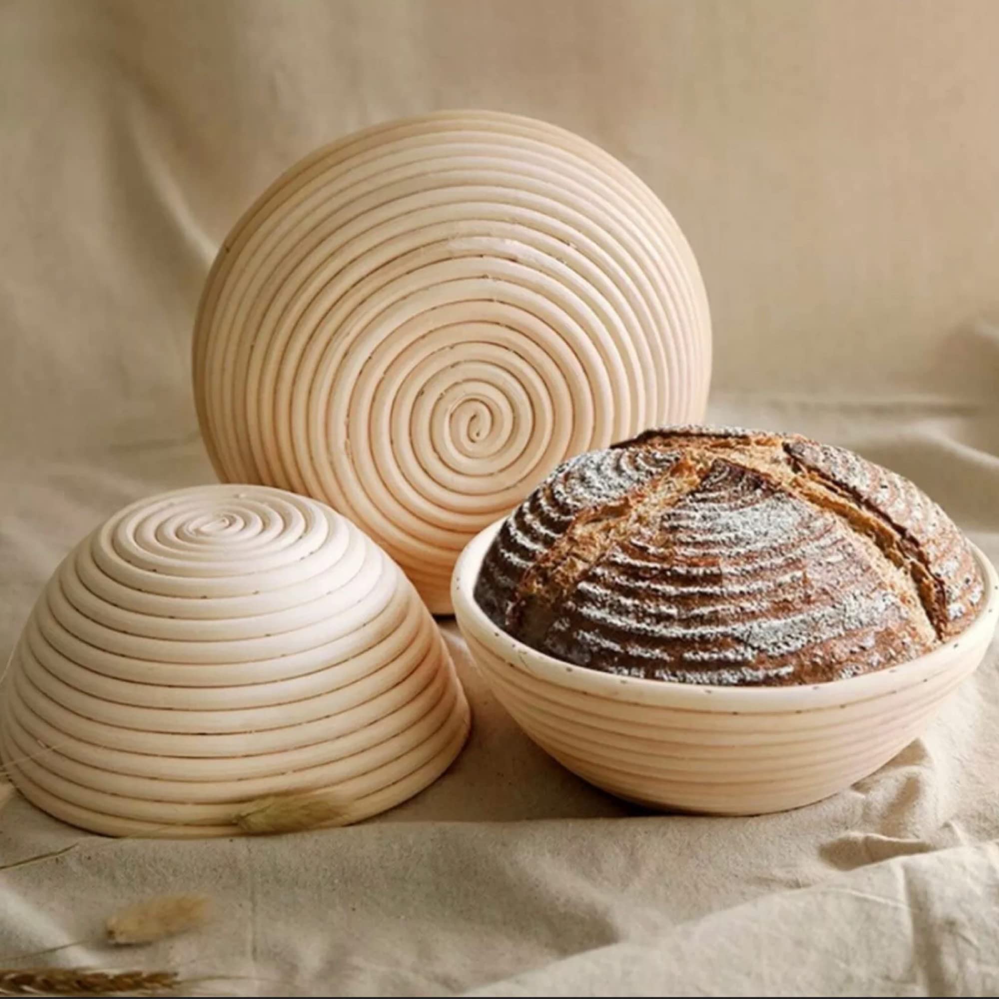 RoEsha gift-ready bread baking set ideal for bakers.