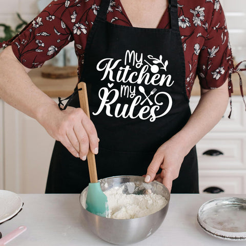 Rokasreke apron with playful design, ideal gift for cooks and bakers.