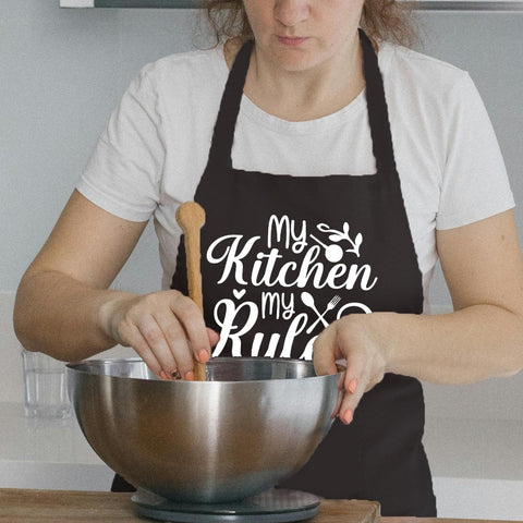 Rokasreke reinforced-stitching apron, durable for grill and kitchen use.