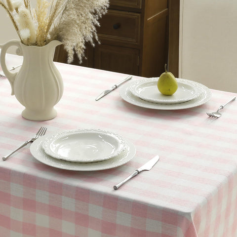 Romanstile tassel-edge detail enhances the tablecloth with subtle elegance