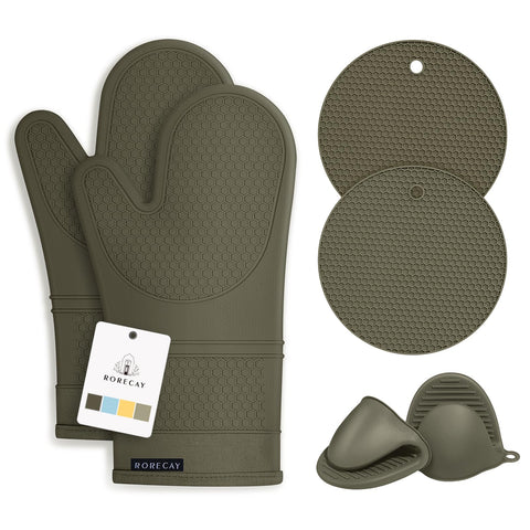 Rorecay Forest Night oven mitts provide heat protection for stovetop tasks