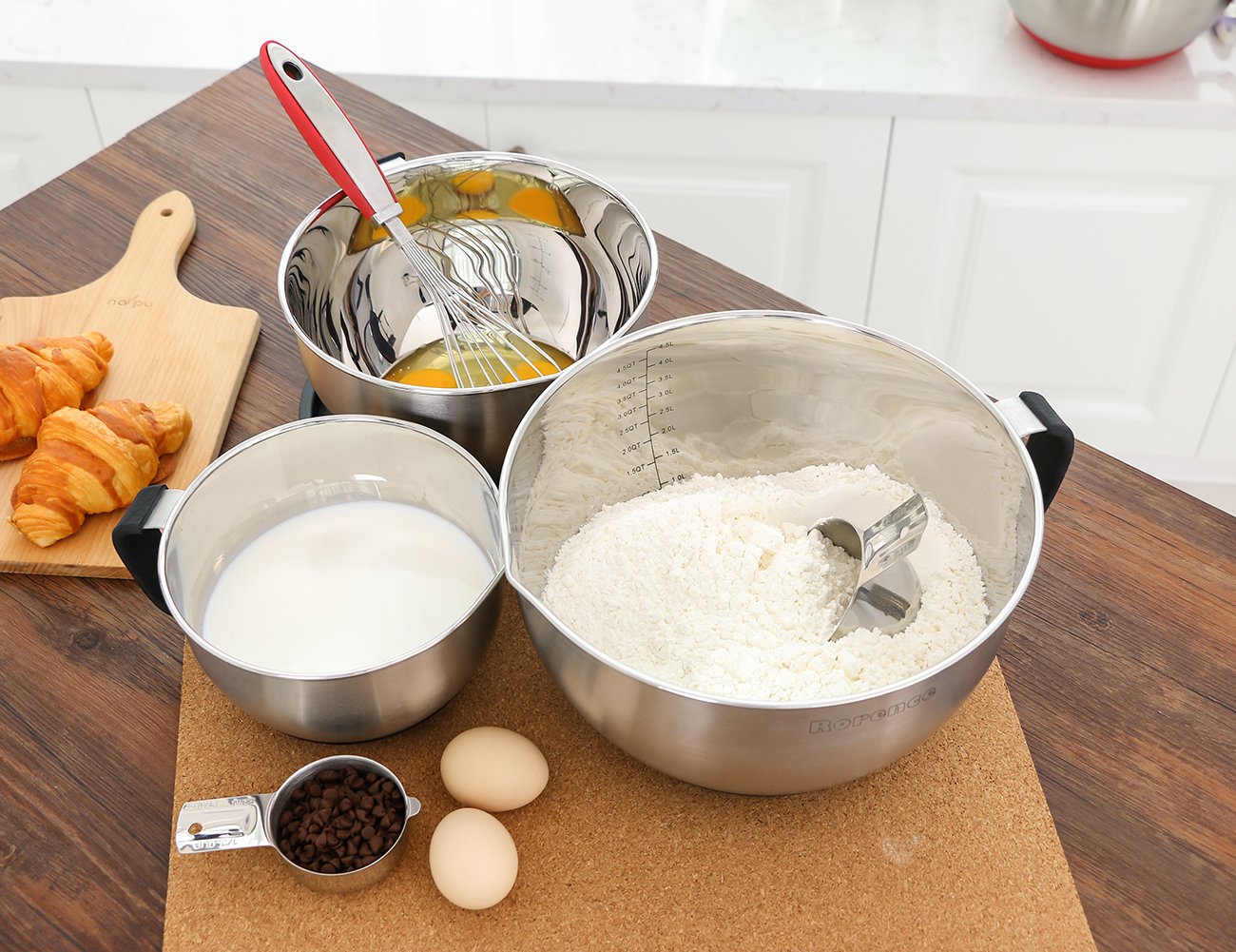 Rorence nesting bowls save space when stored in a compact kitchen.
