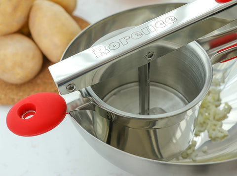 Rorence non-slip-knob keeps the ricer steady on bowls during use.