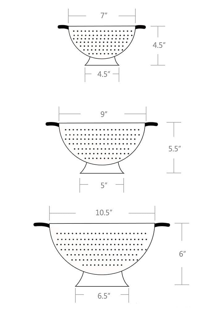 Rorence 3-quart colander in use for pasta with steady handles