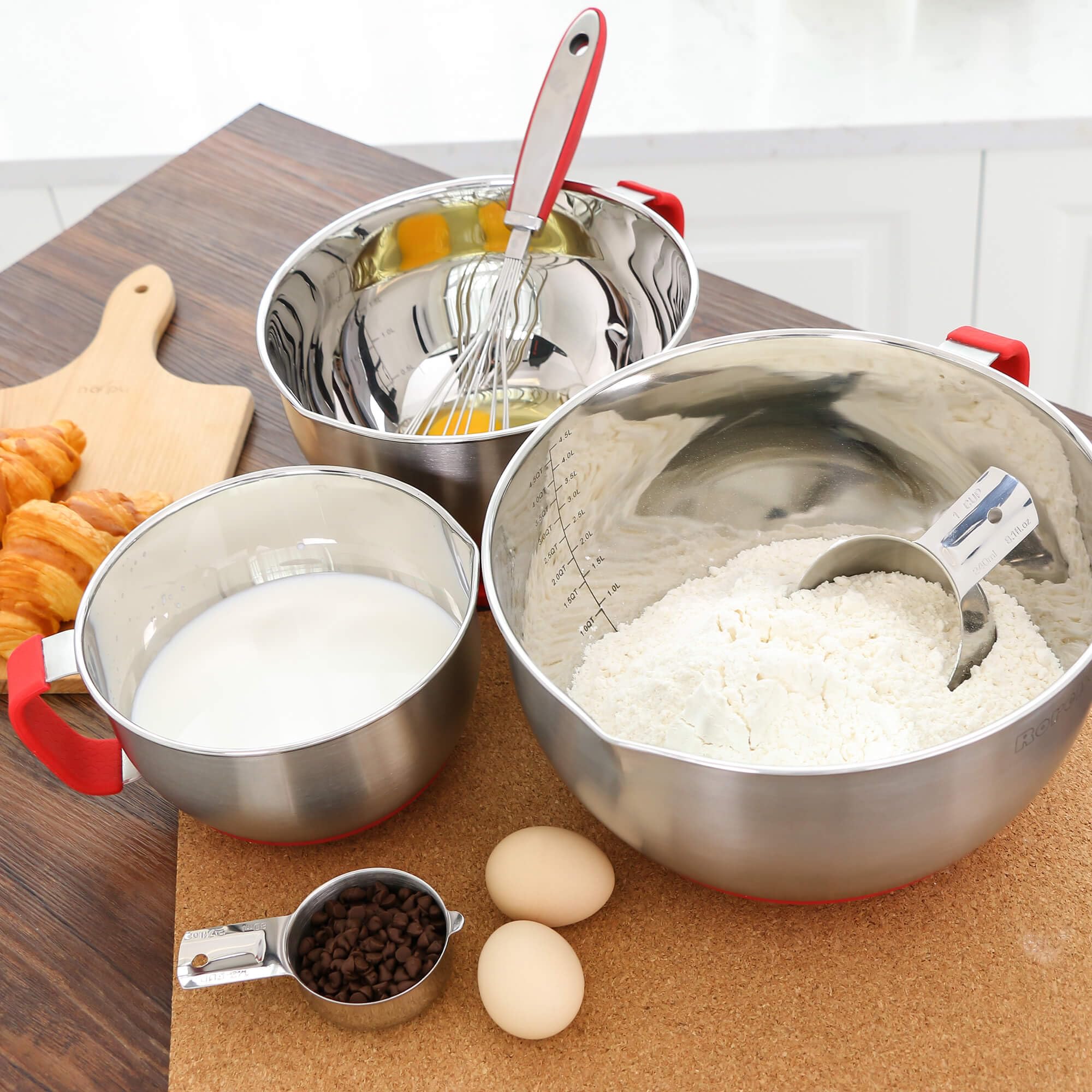 Rorence bowls are dishwasher safe for easy cleaning