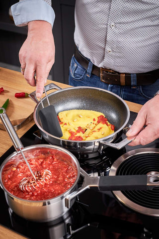 Rösle 12436 spatula dishwasher-safe for quick cleanup after cooking