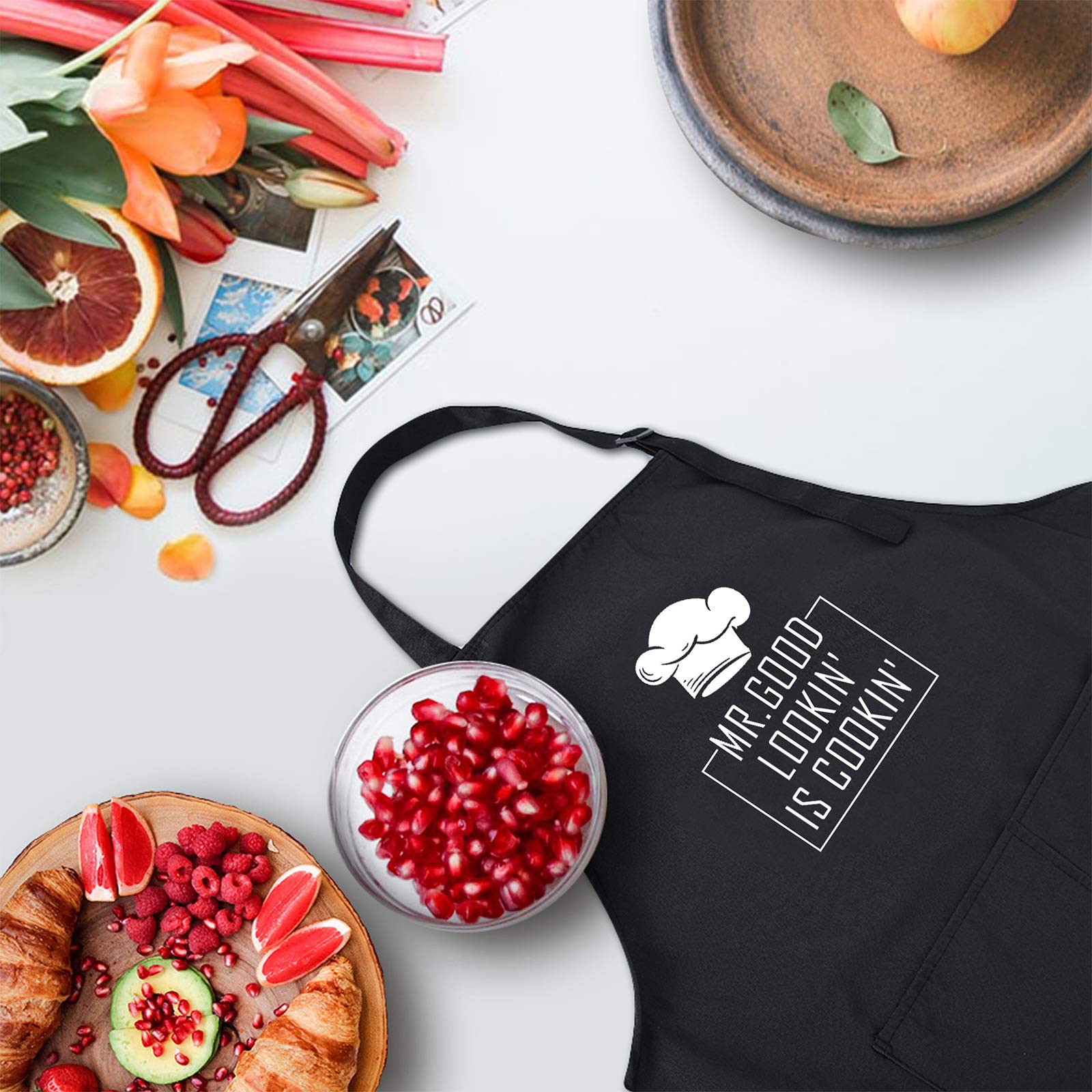 Rosoz waterproof and oil-proof apron close-up shows durable fabric protection