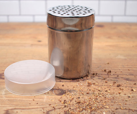 RSVP Endurance shaker with airtight plastic lid keeps ingredients fresh.