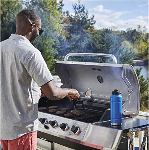 Durable lens and stainless steel body of Rubbermaid thermometer for professional use.
