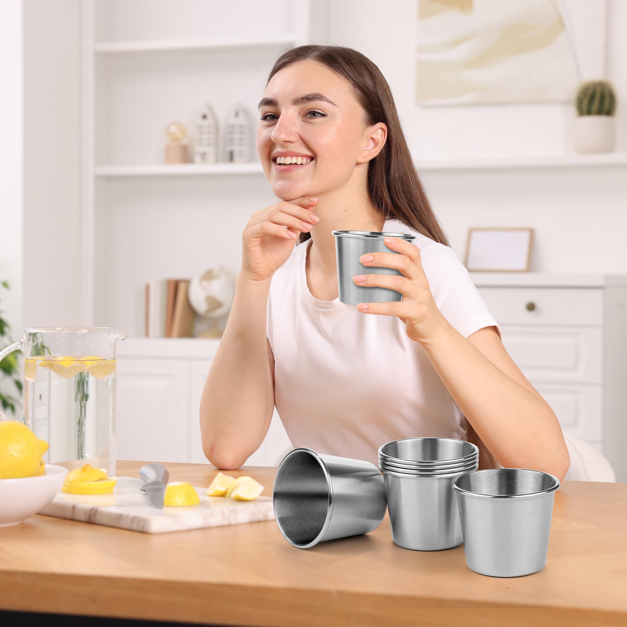 Ruisita eco-friendly reusable cups help reduce disposable waste.