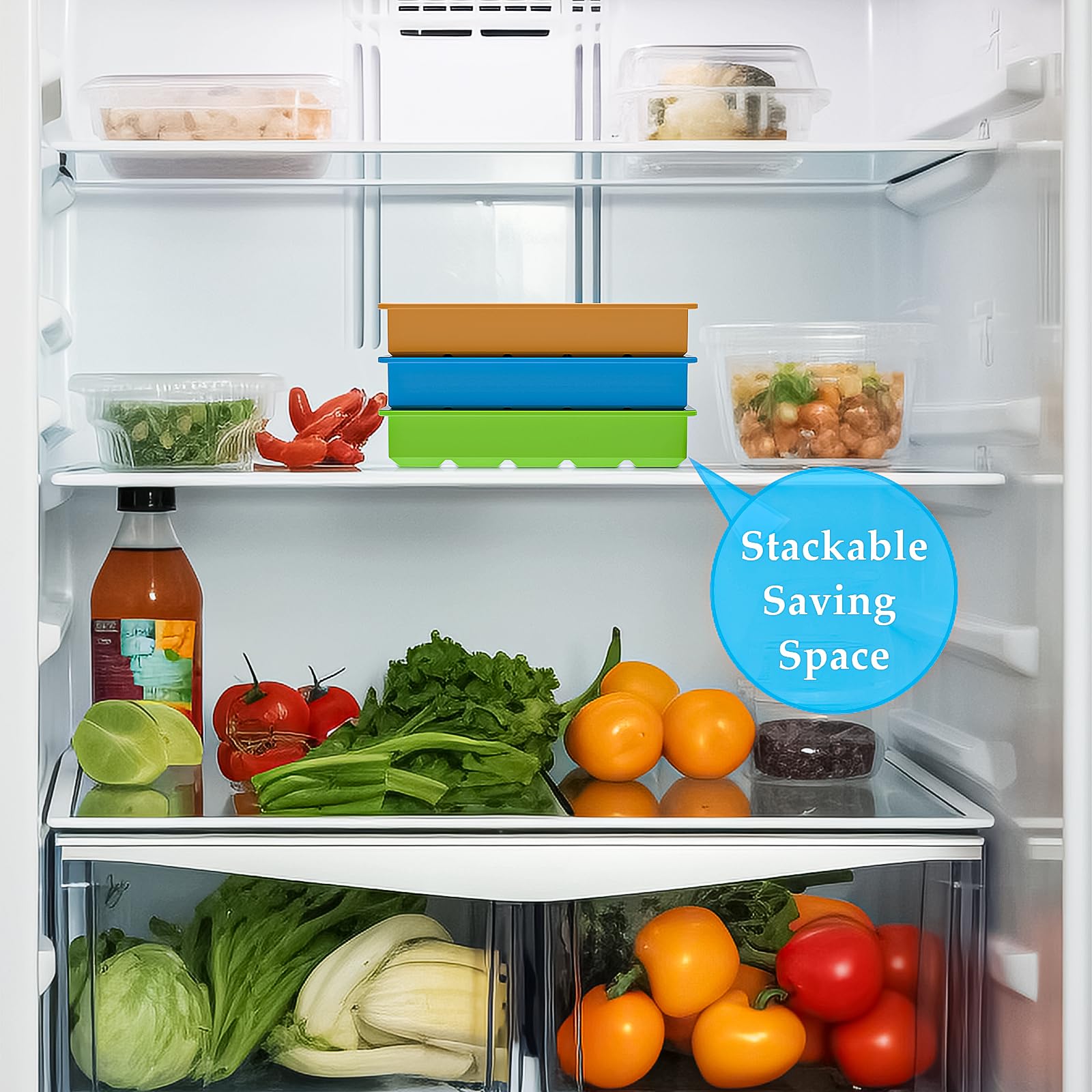 RUN HELIX trays freeze juice and coffee for refreshing beverages.