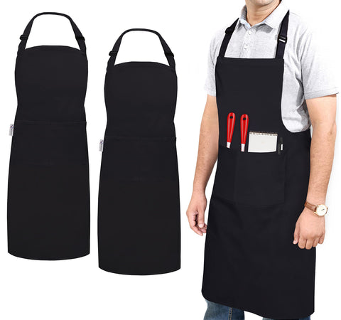 RUVANTI work apron pocket close-up shows durable fabric and handy tool pockets.