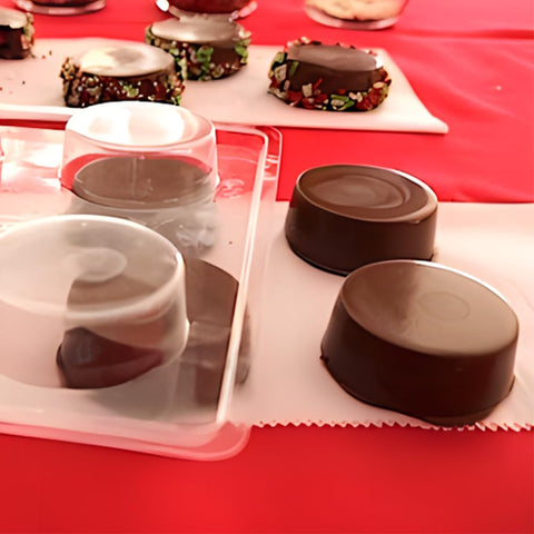 Rxbamalor mini cake and single-serving dessert possibilities.