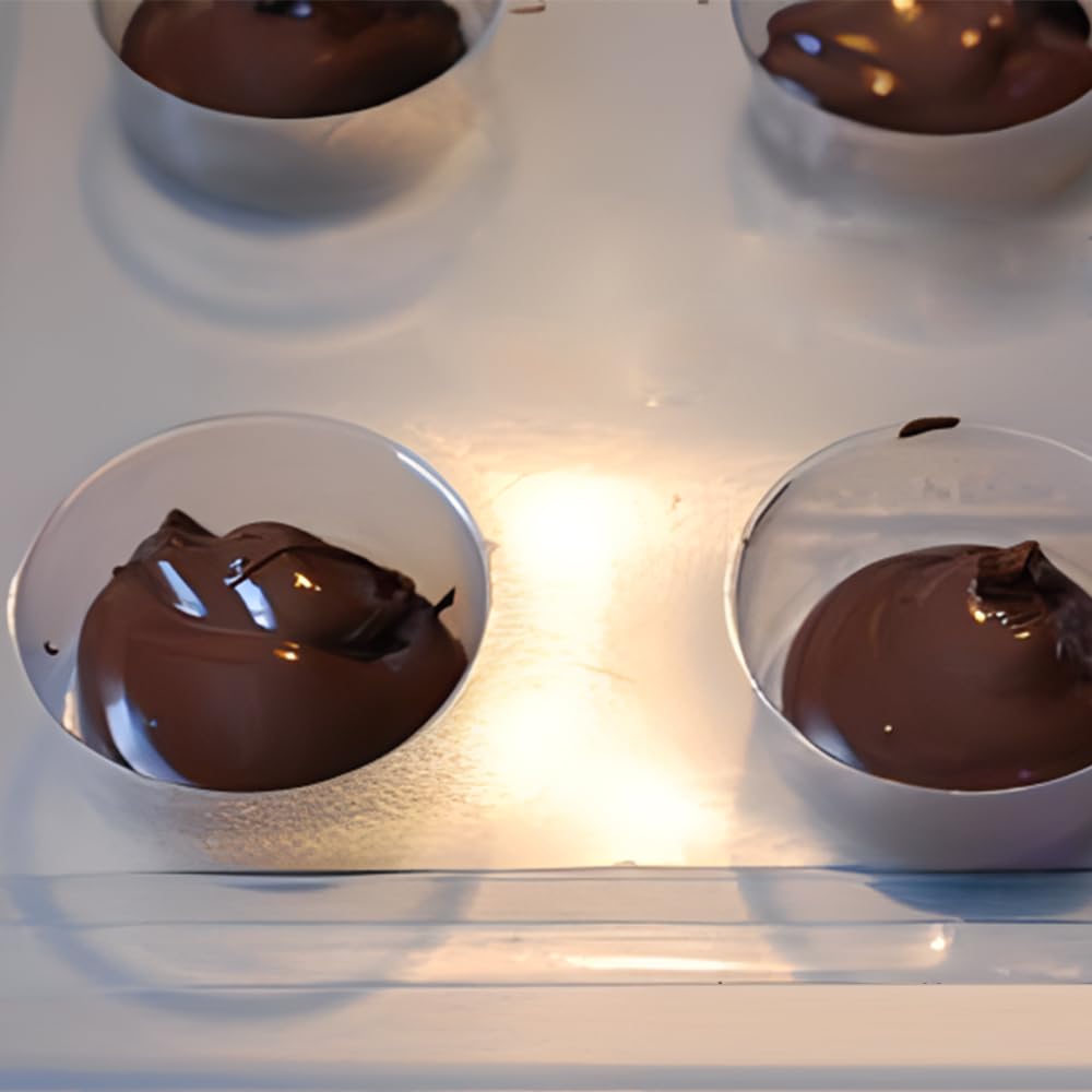 Compact, gift-ready setup for seasonal treats from Rxbamalor.