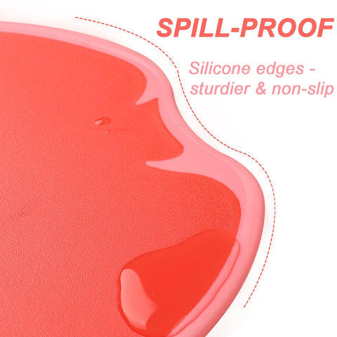 Saebume lime-shaped cutting board keeps juices contained with silicone stability
