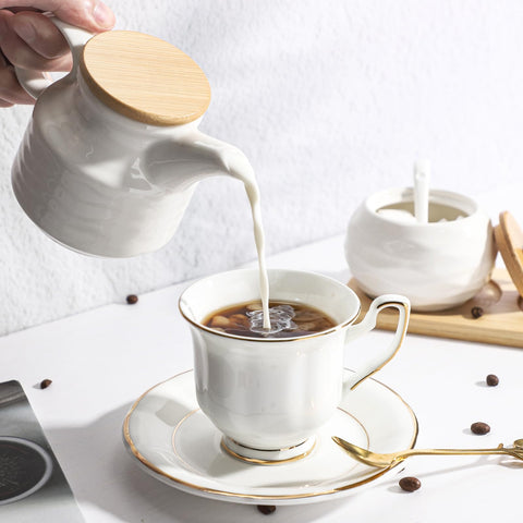 Sailench sugar pot glaze resists stains for lasting shine.